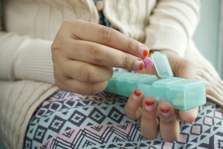 [Your Guide to Safe and Easy Medication Management]